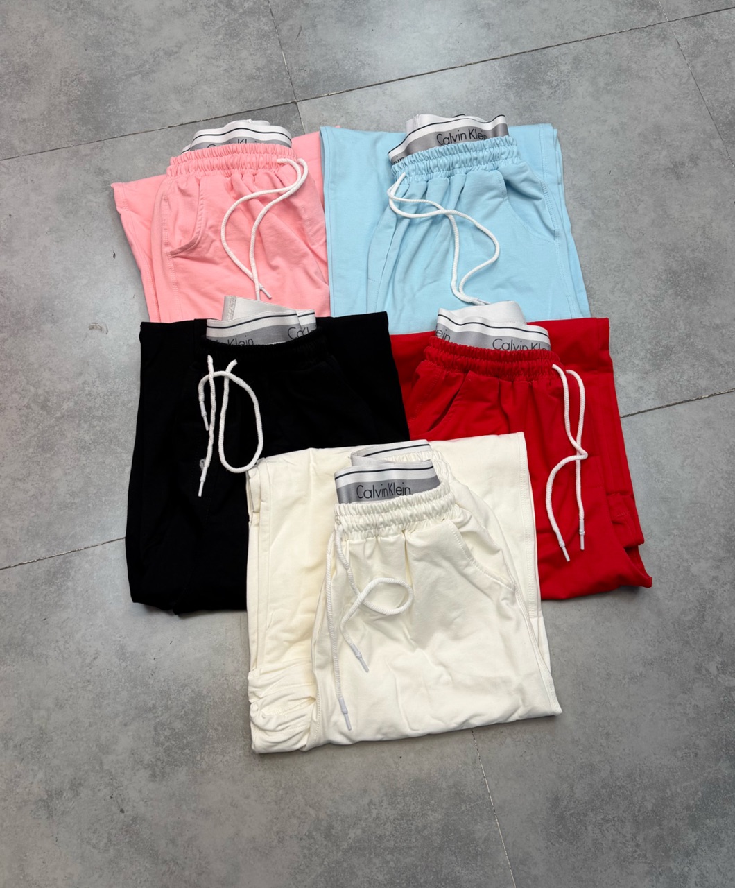 جاگر‌ Calvin klien