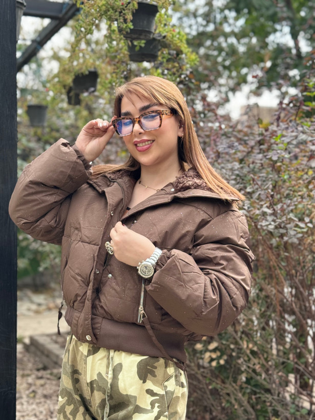 کاپشن ۴۰۵۶۷